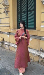 Áo dài cách tân