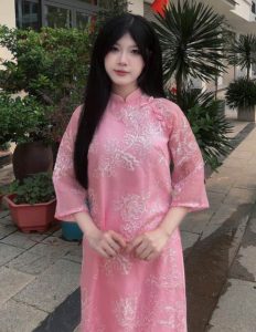 Áo dài xinh xắn