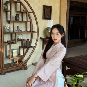 áo dài gấm